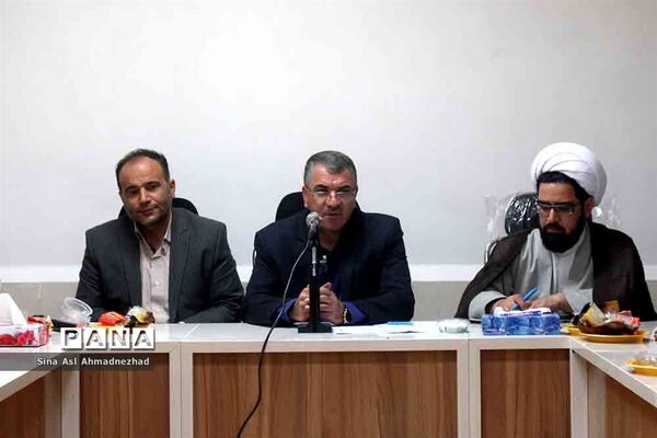 برگزاری کلاس های همیار مشاور در اردوگاه الغدیر تبریز
