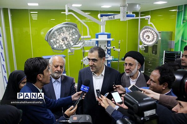 افتتاح مرکز جامع خدمات سلامت شهری قائم و مرکز درمان ناباروری رویش توسط وزیر بهداشت