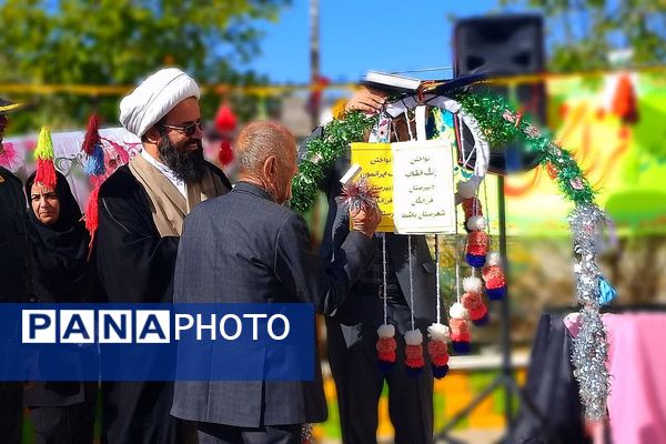 طنین زنگ انقلاب در مدرسه فرزانگان شهرستان باشت