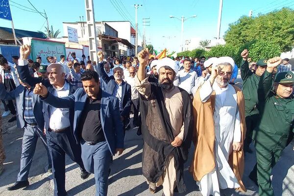 راهپیمایی یوم الله 13 آبان در سعدآباد 