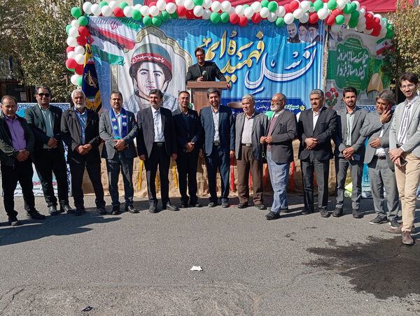 راهپیمایی ۱۳ آبان در شهرستان صالح آباد 