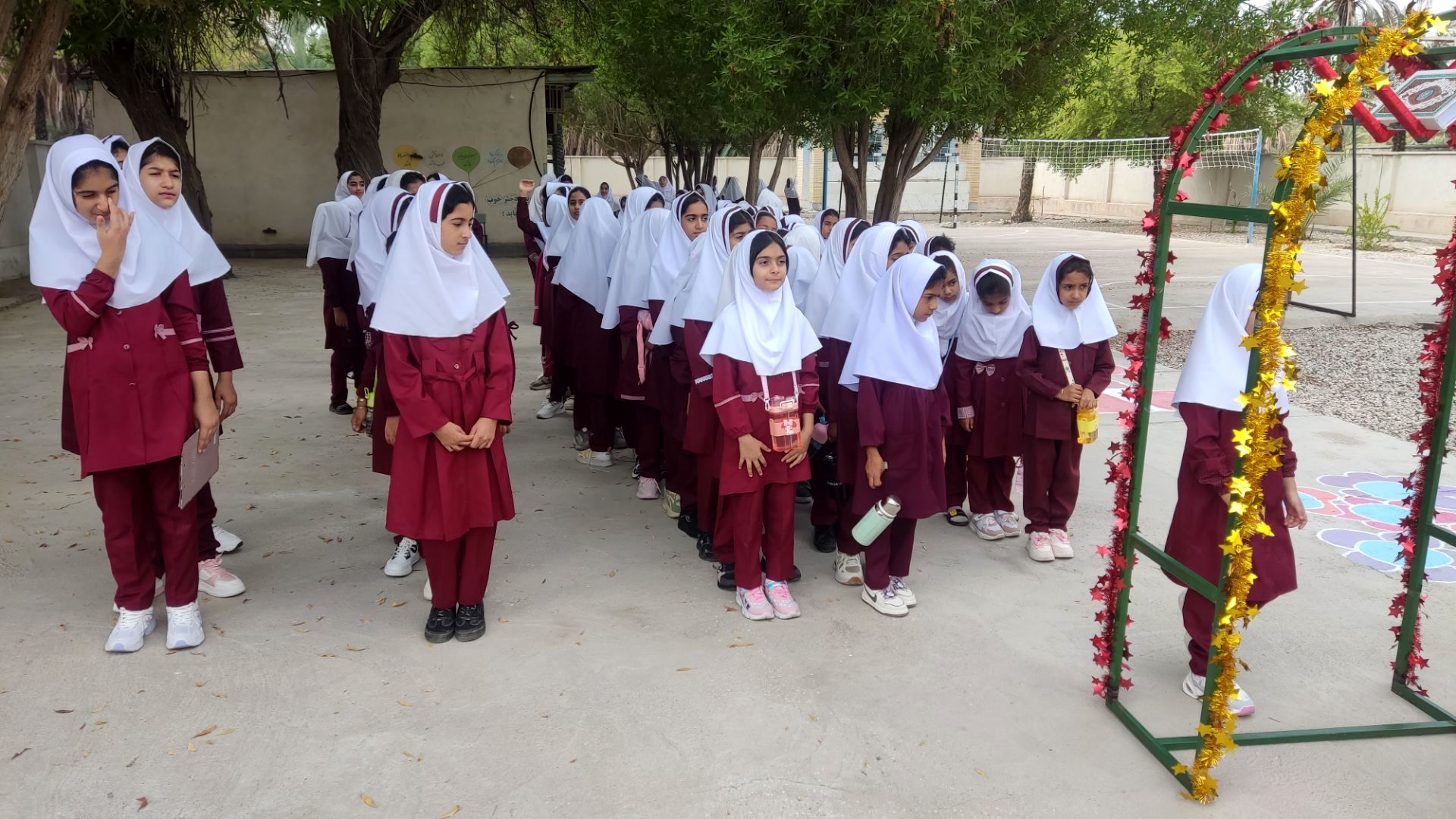 ماه مهر، آغاز فصل رویش جوانه‌های امید در مدارس فین