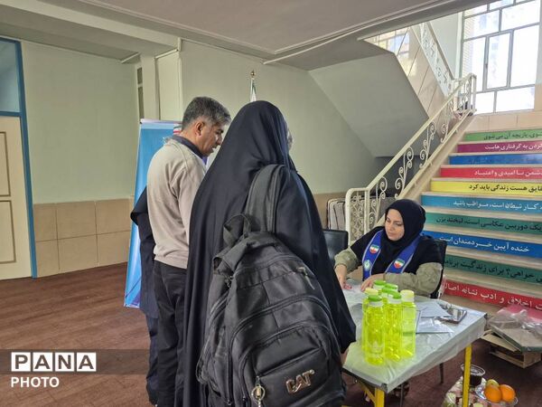 پذیرش رؤسای شورای دانش‌آموزی انتخابات استانی دختران در فارس