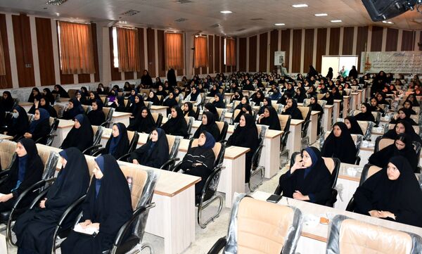کارگاه هوش مصنوعی ویژه دانش‌آموزان دختر مقطع متوسطه اول شهرستان مه‌ولات