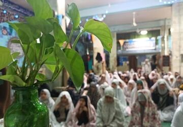اعتکاف دانش آموزی دختران در شهرضا