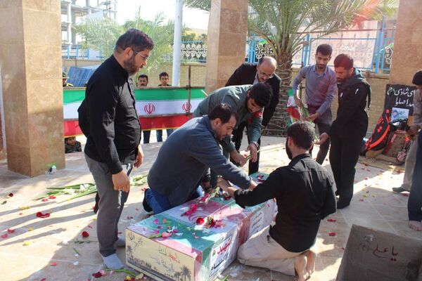 تشییع پیکر مطهره شهید گمنام در دانشگاه فرهنگیان بوشهر