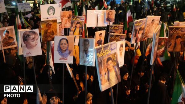مقاومت این ملت رمز پیروزی است