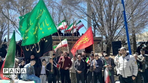 مراسم استغاثه به امام زمان (عج) به همراه آتش زدن بت بعل در گرداب شهر بن