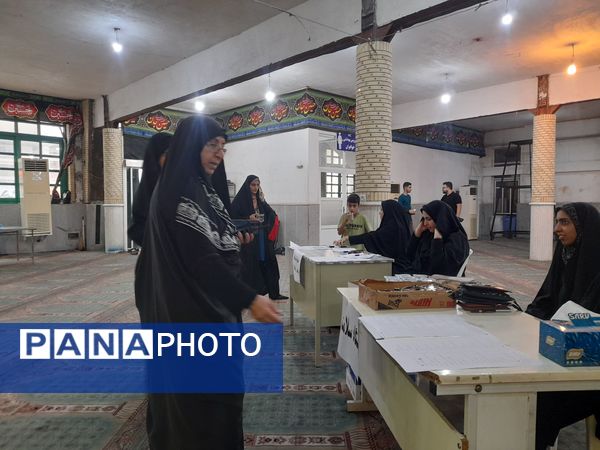 مراسم بدرقه و سلامت زوار اربعینی در قائمشهر