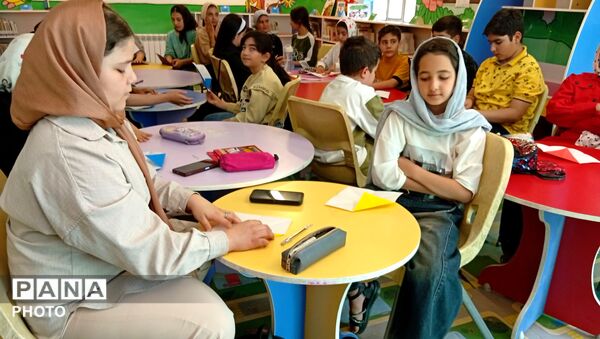 کلاس‌های اوریگامی ویژه نوجوانان در کتابخانه امام باقر
