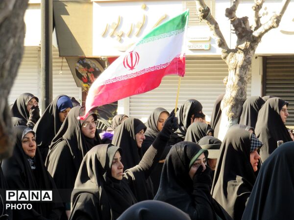 تجمع مردمی برای شهادت رهبر عزیز انقلاب