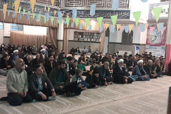 جشن میلاد امیرالمؤمنین علی (ع) در مسجد امام حسین (ع) شهرستان کامیاران