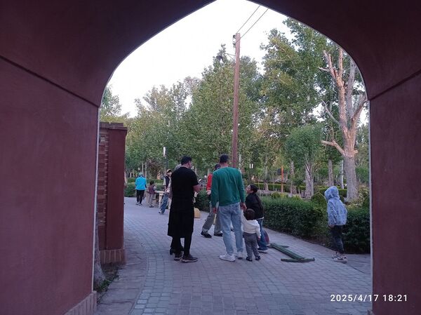 برپایی غرفه‌های صنایع دستی در پارک ایران کوچک 