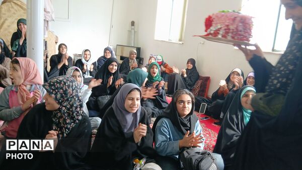 دورهمی دخترانه پاتوق زینبیون در روستای دربهشت 