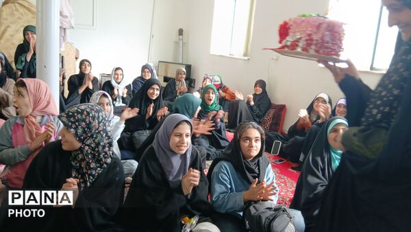 دورهمی دخترانه پاتوق زینبیون در روستای دربهشت 