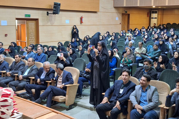گردهمایی معاونان و مربیان پرورشی و جشن سپاس مربی ناحیه یک شیراز