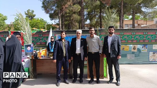 جشن روز معلم با حضور معاون پرورشی و فرهنگی وزیر آموزش و پرورش