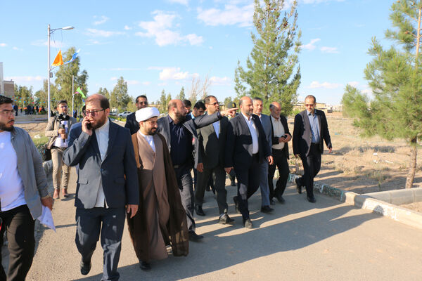 بازدید میدانی وزیر آموزش و پرورش از اردوگاه 15 خرداد قم
