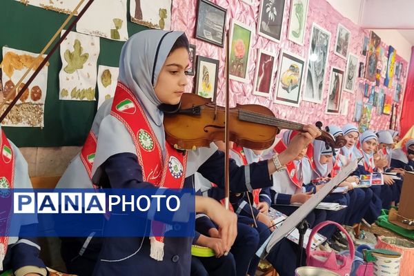 افتتاحیه جشنواره فرهنگی هنری ماها در دبستان قدر بهارستان۲