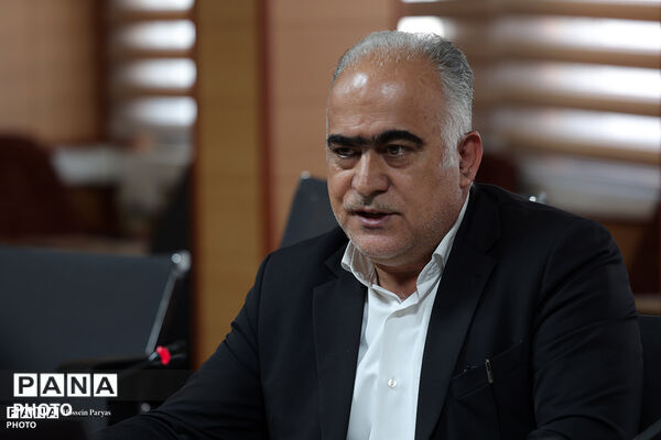 جلسه هماهنگی و هم افزایی بین دبیرخانه کمیسیون تخصصی توسعه آموزش عمومی قرآن کشور و معاونت آموزش متوسطه