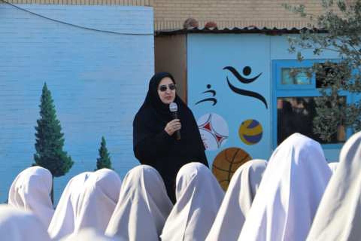 مدرسه باید خانه شادی و یادگیری باشد
