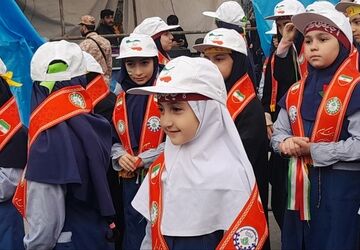 آمده‌ایم تا بگوییم ایران تنها نیست