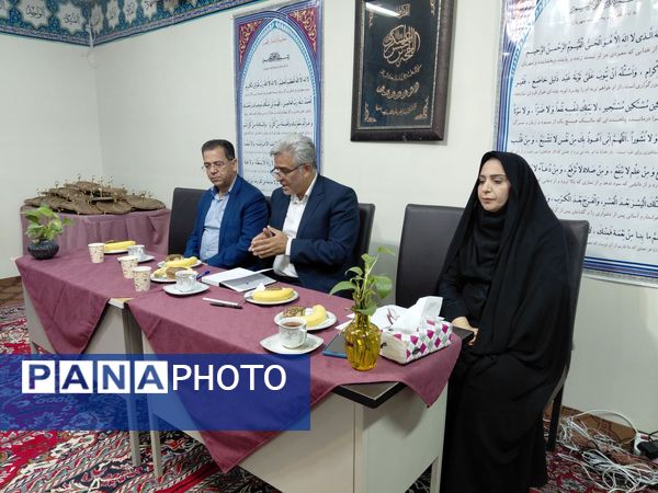اولین جلسه شورای دبیران در دبیرستان علی‌ افشارنژاد 