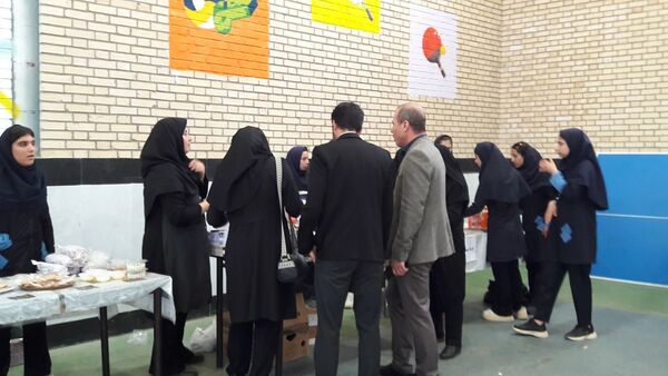 برپایی بازارچه مدرسه‌ای در مجتمع عشایری امید انقلاب