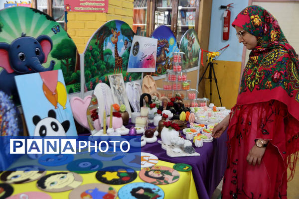 برپایی نمایشگاه زنده مشاغل و افتتاح اتاق نمایش در اسلامشهر