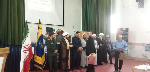 تقدیر و تشکر از بسیجیان فعال شهرستان فاروج