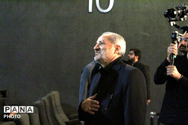  آیین رونمایی از مستند سایه برادرم با حضور وزیر آموزش و پرورش در مشهد