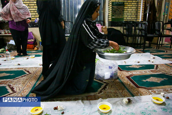 اعتکاف دانش‌آموزی در مسجد قائمیه