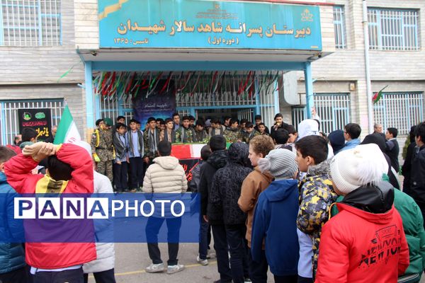 بدرقه ستاره گمنام فاطمی در مدارس ناحیه‌۴ تبریز