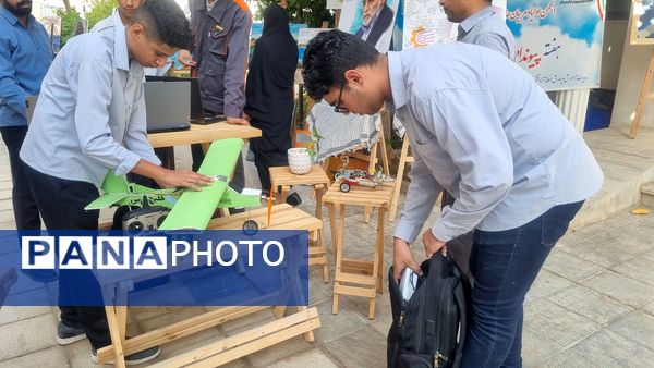 قشم میزبان آیین استانی اولیا و مربیان