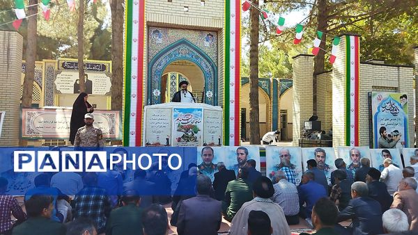 نماز جمعه در جوار شهدای بهشت فضل نیشابور 