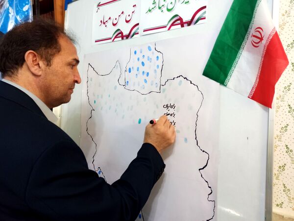 نمایشگاه «مدرسه انقلاب» در مدرسه نمونه دولتی رضوان