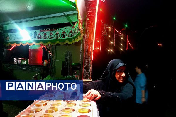 انفجار شور حسینی در قلب تهران؛ نوجوانان میدان آزادی را عاشورایی کردند