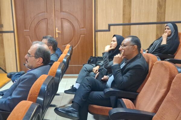 ایجاد انگیزه و خلاقیت در دانش‌آموزان با اجرای تئاتر درسی 