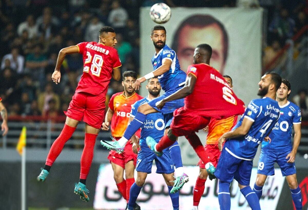 سرنوشت فولادی سرخابی‌ها برای صدرنشینی