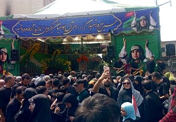 حضور پرشور عاشقان حسینی در مراسم پیاده روی اربعین حسینی 