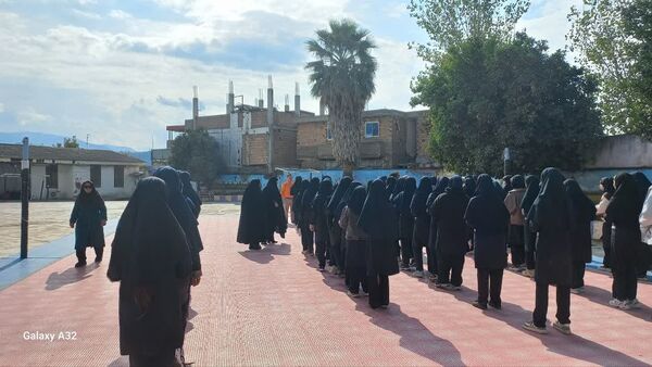 آموزش رژه نظامی برای دختران فاطمی
