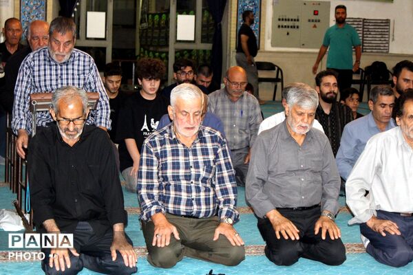 نظرآباد میزبان آیین بزرگداشت رهبر شهید با حضور مسئولان و دانش‌آموزان