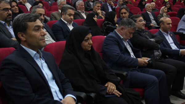 آیین تجلیل از ۵۰ معلم بازنشسته زنجان