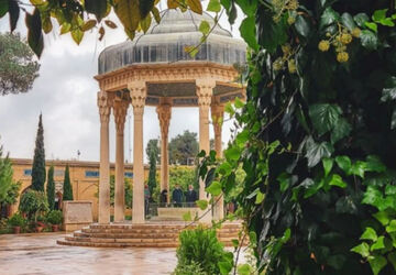 نوای امید در غزل‌خوانی حافظ