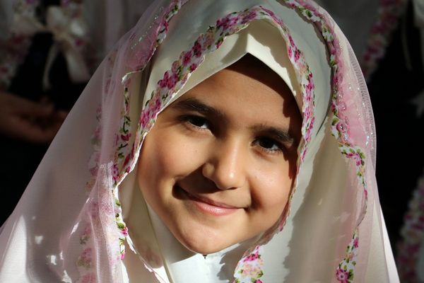 جشن فرشته‌ها، جشن بندگی 