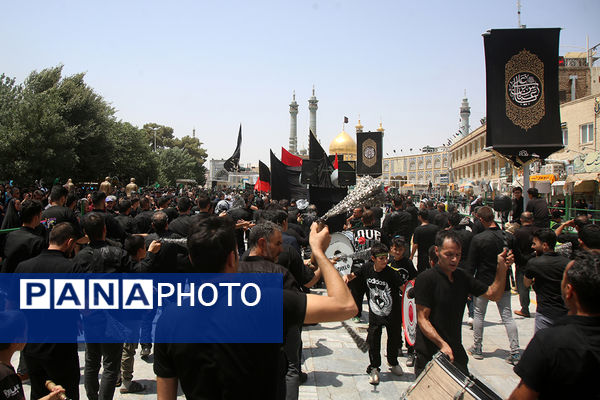 عزاداری تاسوعای حسینی(ع) در حرم حضرت معصومه(س)