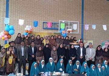 برگزاری جشن جوانه‌ها در مدرسه زمزم 