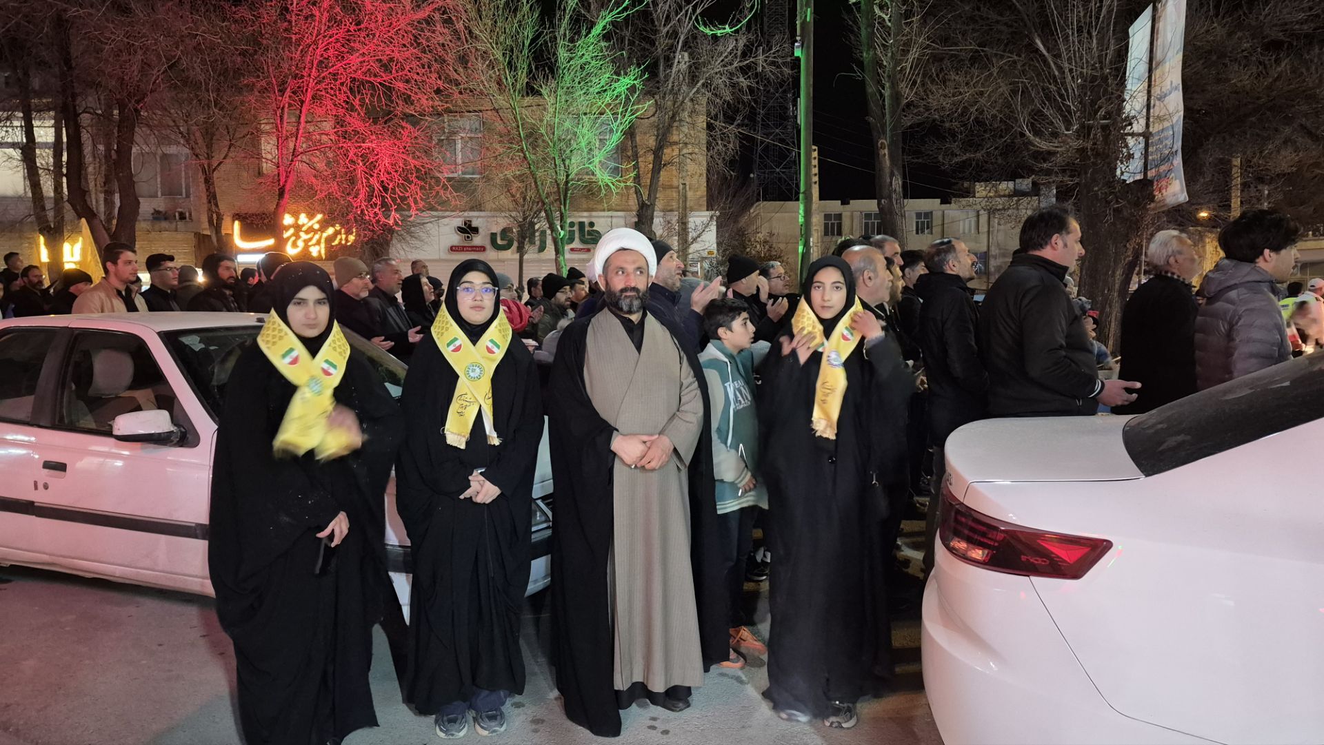 بیعت دهه نودی‌ها در فارسان 