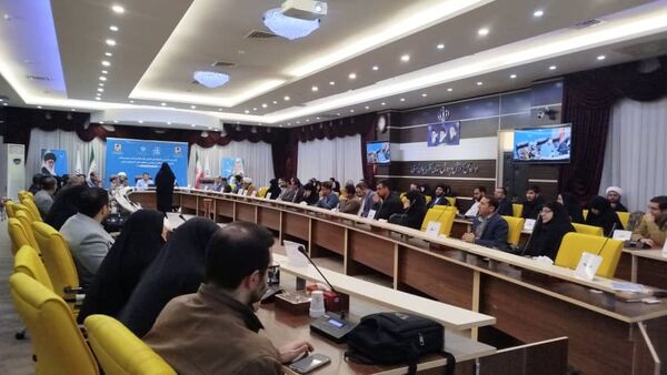 کارگاه توان افزایی کارشناسان قرآن، عترت و نماز و مدیران دارالقرآن‌های استان آذربایجان شرقی 
