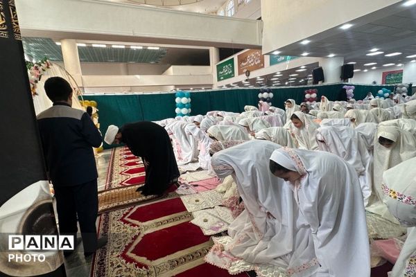 جشن بندگی وآغاز فصل تازه‌ای از مسئولیت وایمان 